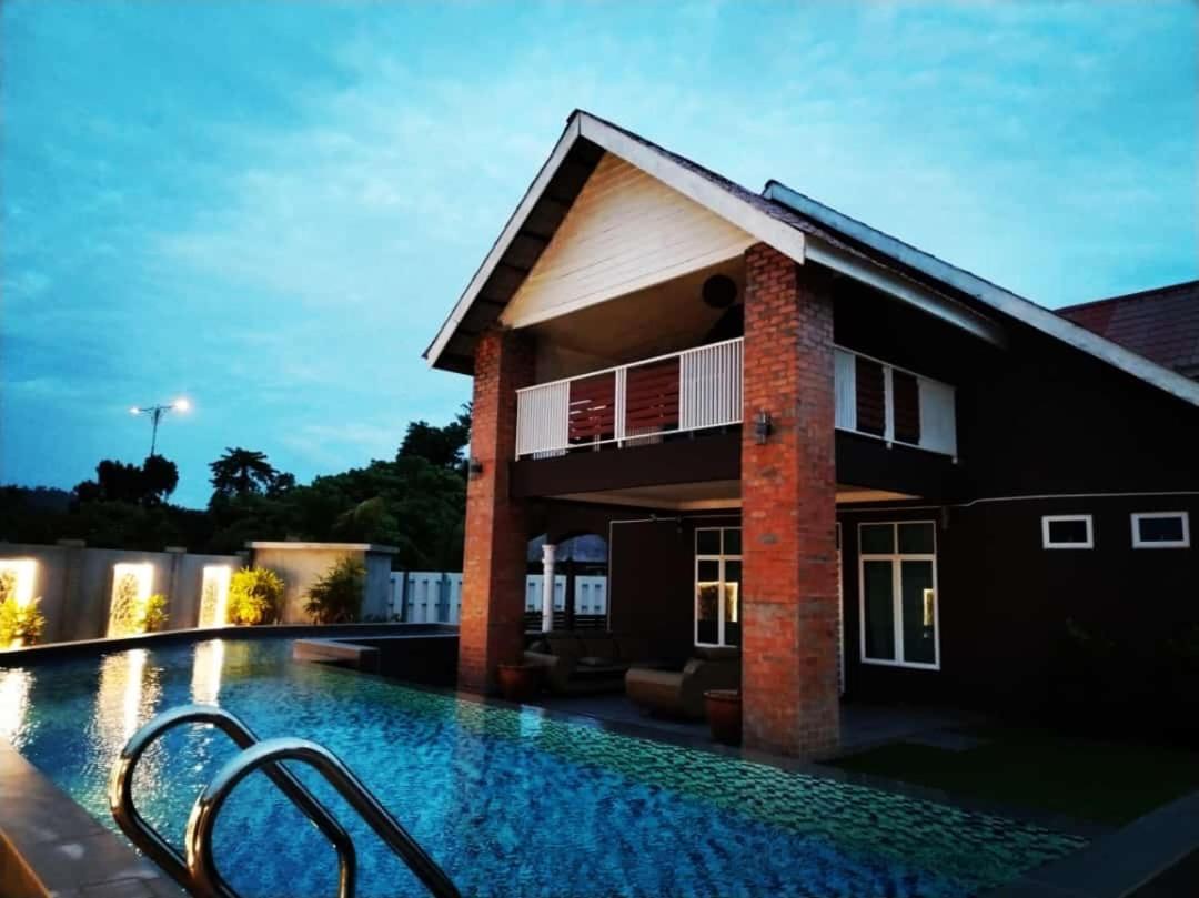 Destini Akef Villa 2 Pantai Cenang  Exteriér fotografie
