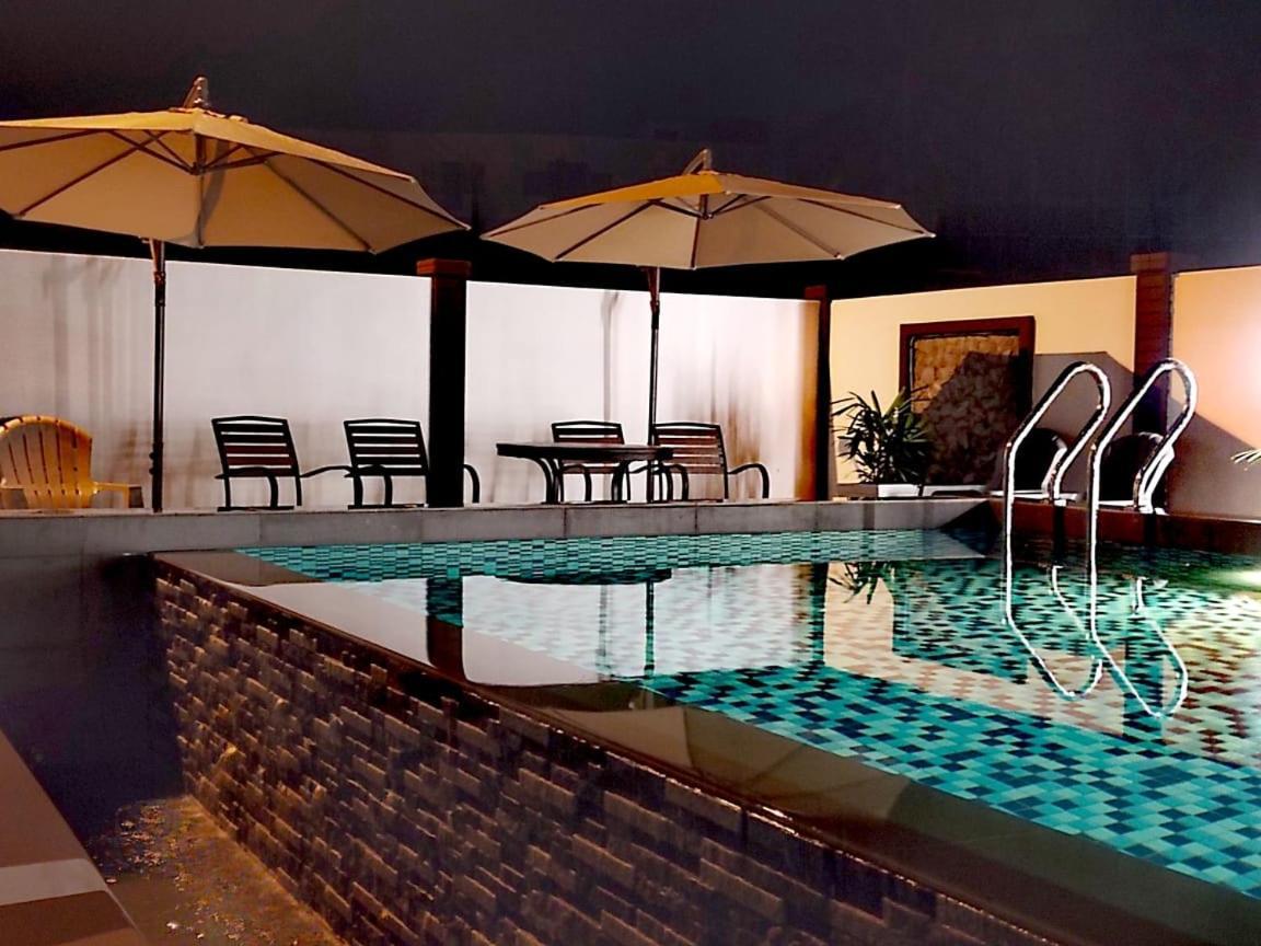 Destini Akef Villa 2 Pantai Cenang  Exteriér fotografie